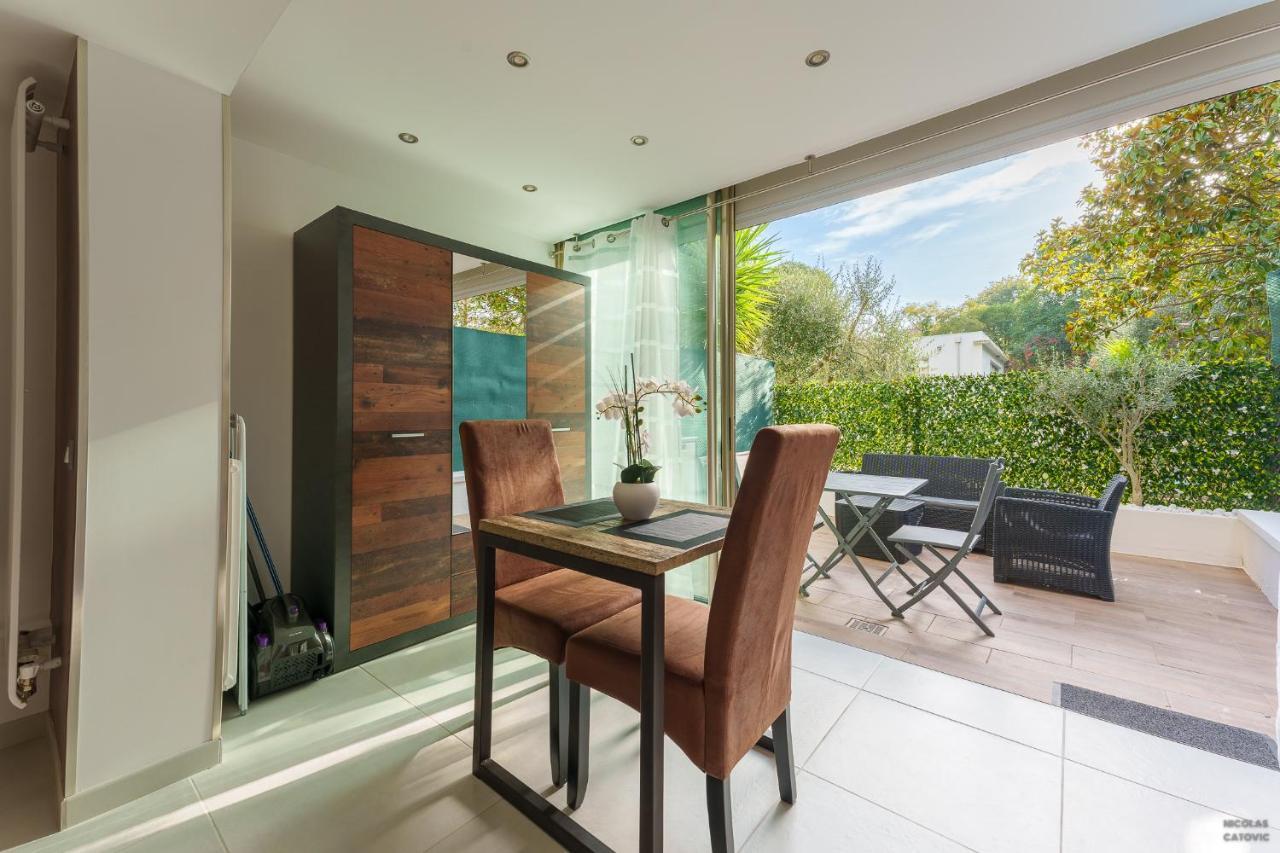 Studio Avec Belle Terrasse Apartment Cannes Bagian luar foto